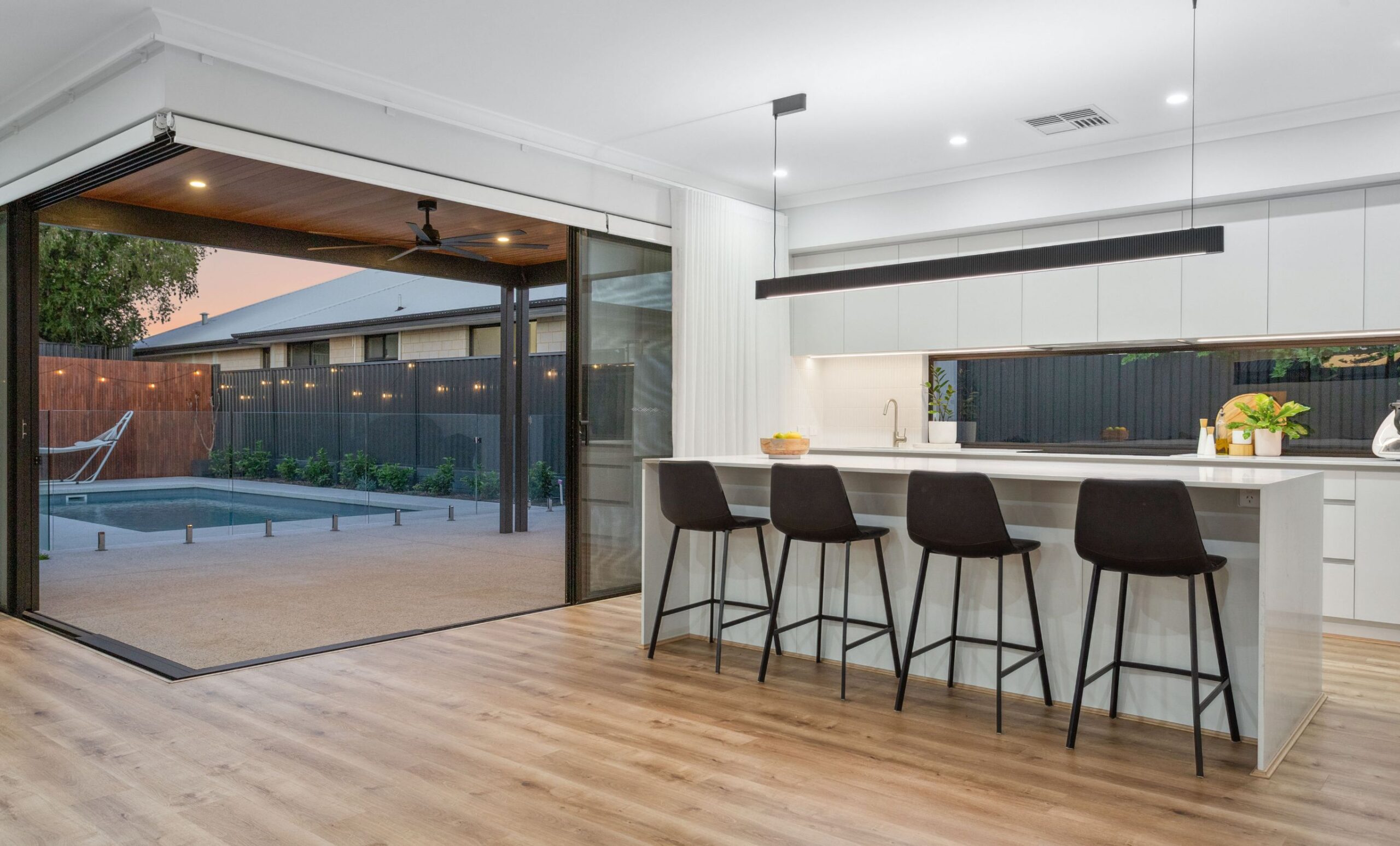 toowong gallery 29
